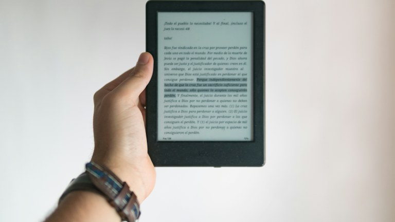 Choose an E-Reader Around the Books You Really Read