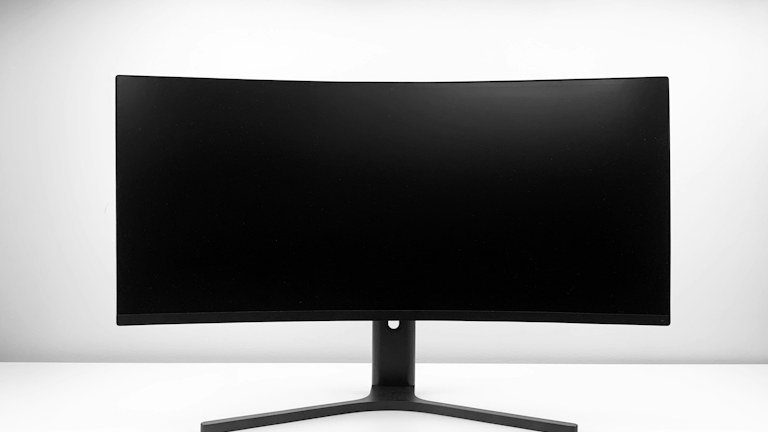 Choose a Monitor Arm That Fits Your Screen and Desk